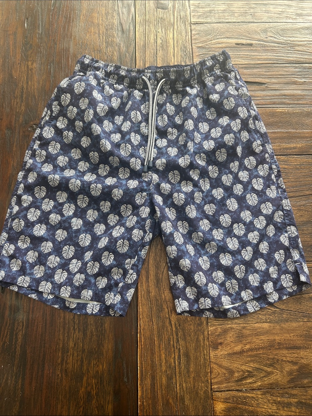 Peter Millar Navy Leaf-Print Swim Trunks